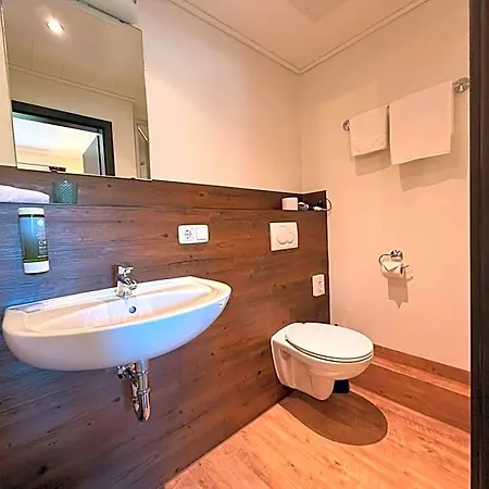 Schlueter & Restaurant Hotel 2*