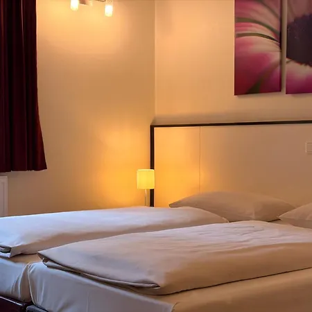 Schlueter & Restaurant Hotel Wankendorf
