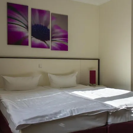 Schlueter & Restaurant 2*